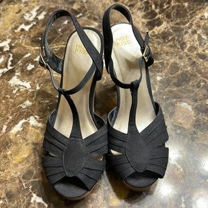 Dress shoes-high heel